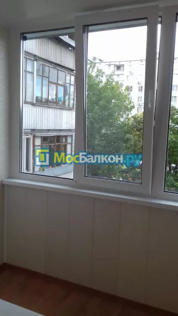 Пластиковое остекление балконов под ключ по доступным ценам в Малаховке | МосБалкон