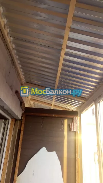 Крыша на балконе в Малаховке монтаж и ремонт по выгодной цене от МосБалкон