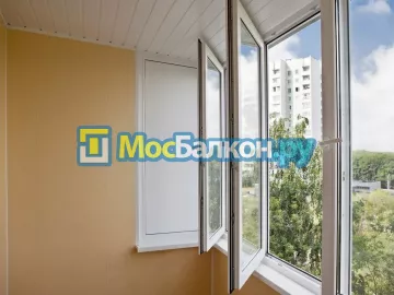 Пластиковое остекление балконов под ключ по доступным ценам в Малаховке | МосБалкон