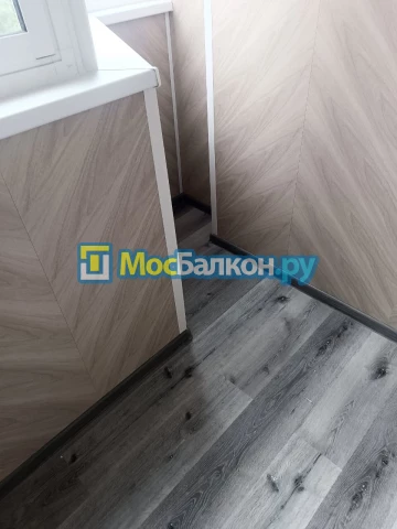 Отделка балкона и лоджии пластиковыми ПВХ панелями в Малаховке от компании МосБалкон