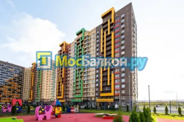 Французское остекление балконов и лоджий под ключ по доступным ценам в Малаховке | МосБалкон