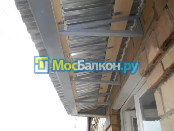 Крыша на балконе в Малаховке монтаж и ремонт по выгодной цене от МосБалкон