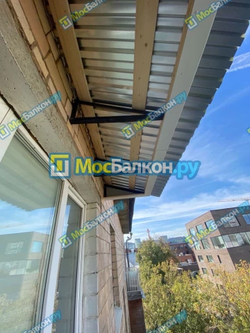 Крыша на балконе в Малаховке монтаж и ремонт по выгодной цене от МосБалкон