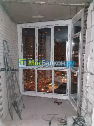 Панорамное остекление заказать под ключ по выгодной цене в Малаховке от компании МосБалкон
