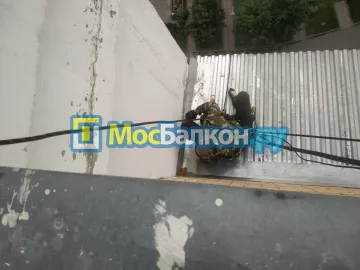 Крыша на балконе в Малаховке монтаж и ремонт по выгодной цене от МосБалкон