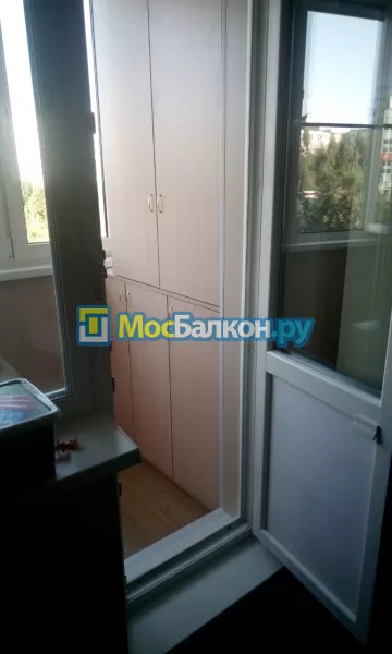 Шкаф на балкон купить в Малаховке на заказ недорого от МосБалкон