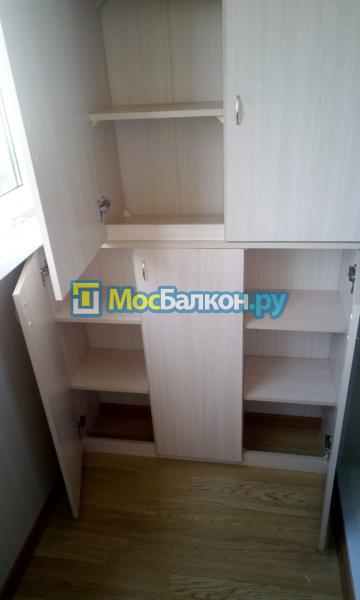 Встроенный шкаф на лоджии