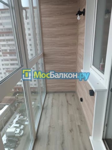 Панорамное остекление заказать под ключ по выгодной цене в Малаховке от компании МосБалкон