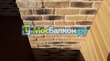 Цена на отделку лоджии декоративным камнем в Москве