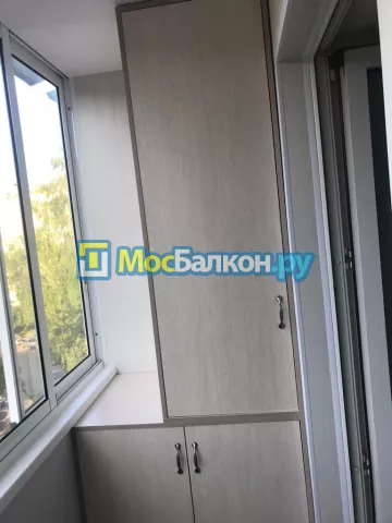 Шкаф на балкон купить в Малаховке на заказ недорого от МосБалкон