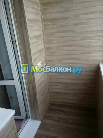 Отделка балкона и лоджии пластиковыми ПВХ панелями в Малаховке от компании МосБалкон