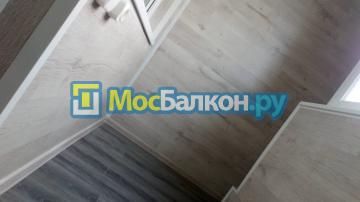 Отделка лоджии ламинатом формы "сапог"