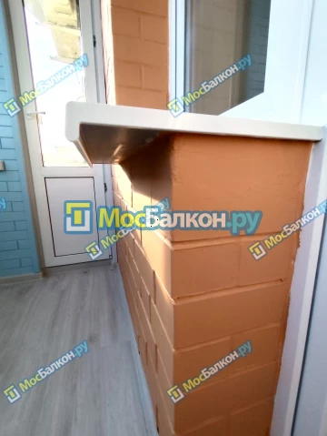Услуги и дополнительные опции для остекления балконов от компании МосБалкон в Москве