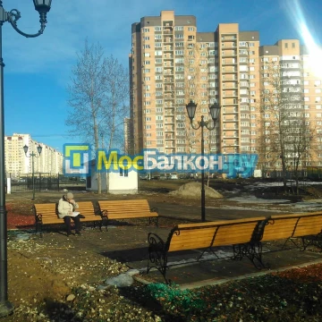 Алюминиевое остекление балконов под ключ по доступным ценам в Малаховке | МосБалкон