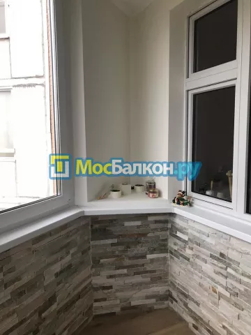 Цена на отделку лоджии декоративным камнем в Москве
