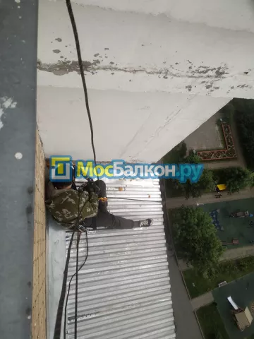 Крыша на балконе в Малаховке монтаж и ремонт по выгодной цене от МосБалкон