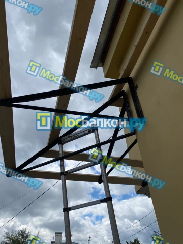 Крыша на балконе в Малаховке монтаж и ремонт по выгодной цене от МосБалкон