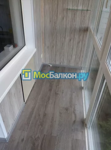 Отделка балкона и лоджии пластиковыми ПВХ панелями в Малаховке от компании МосБалкон